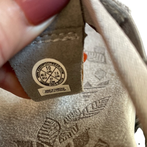 KEEN Damaya Flip Sandals in White/Grey, Size 10, Summer, Beach, Resort, Vacation - Picture 7 of 8